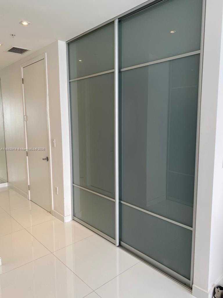 Small Image of 18201 COLLINS AVE #3306, Sunny Isles Beach Number 4