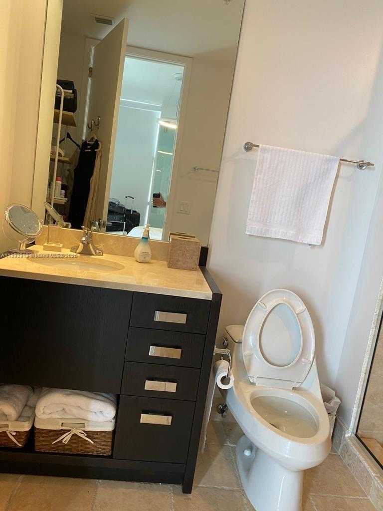 Small Image of 18201 COLLINS AVE #3306, Sunny Isles Beach Number 5
