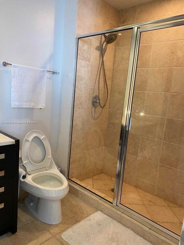 Small Image of 18201 COLLINS AVE #3306, Sunny Isles Beach Number 7