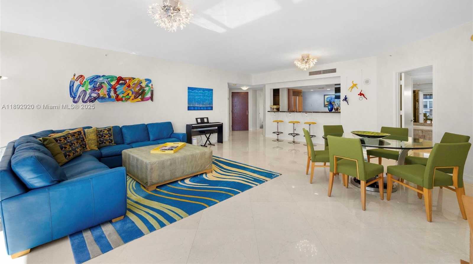 Small Image of Surfside Number 16