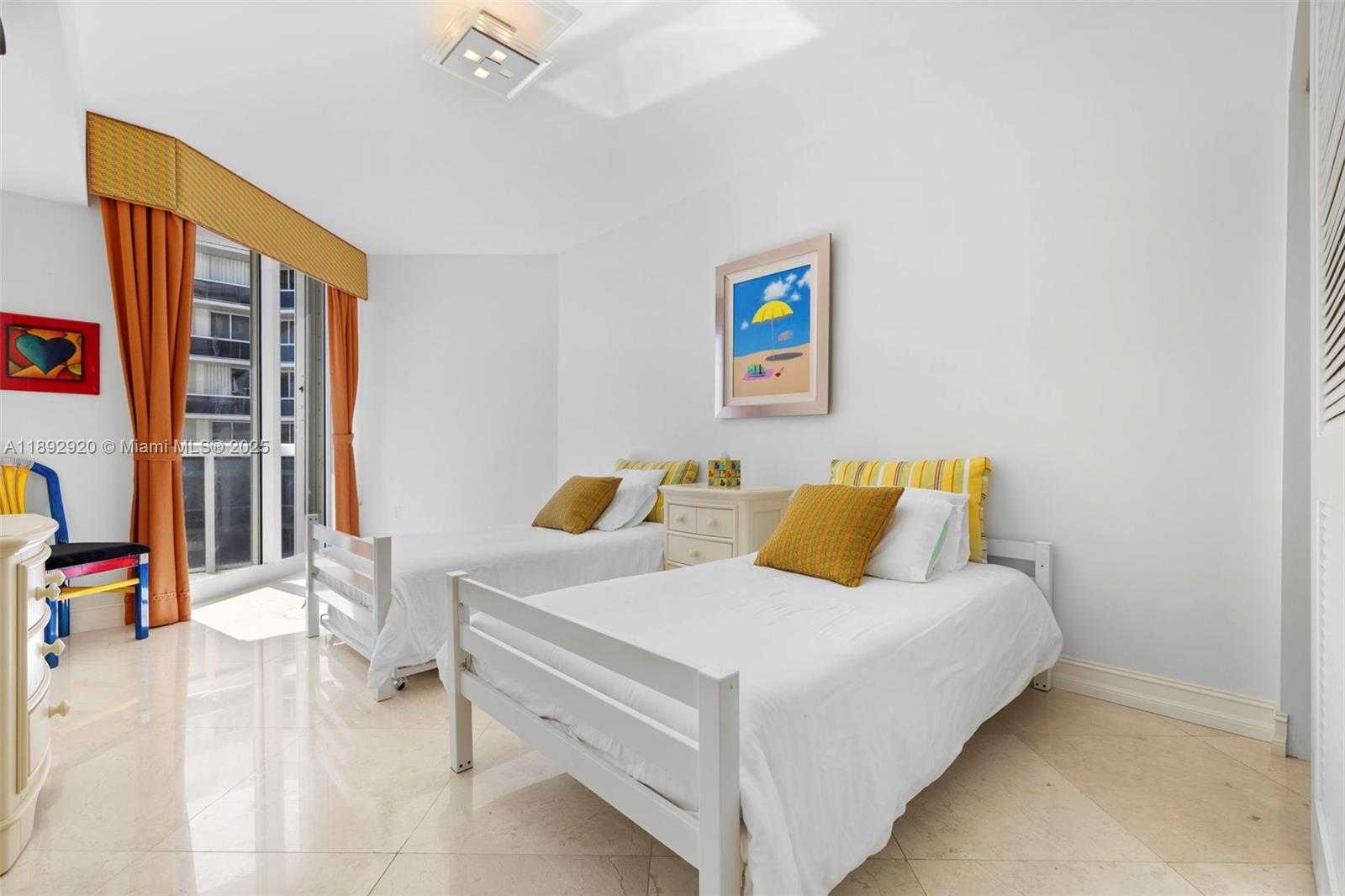 Small Image of Surfside Number 35