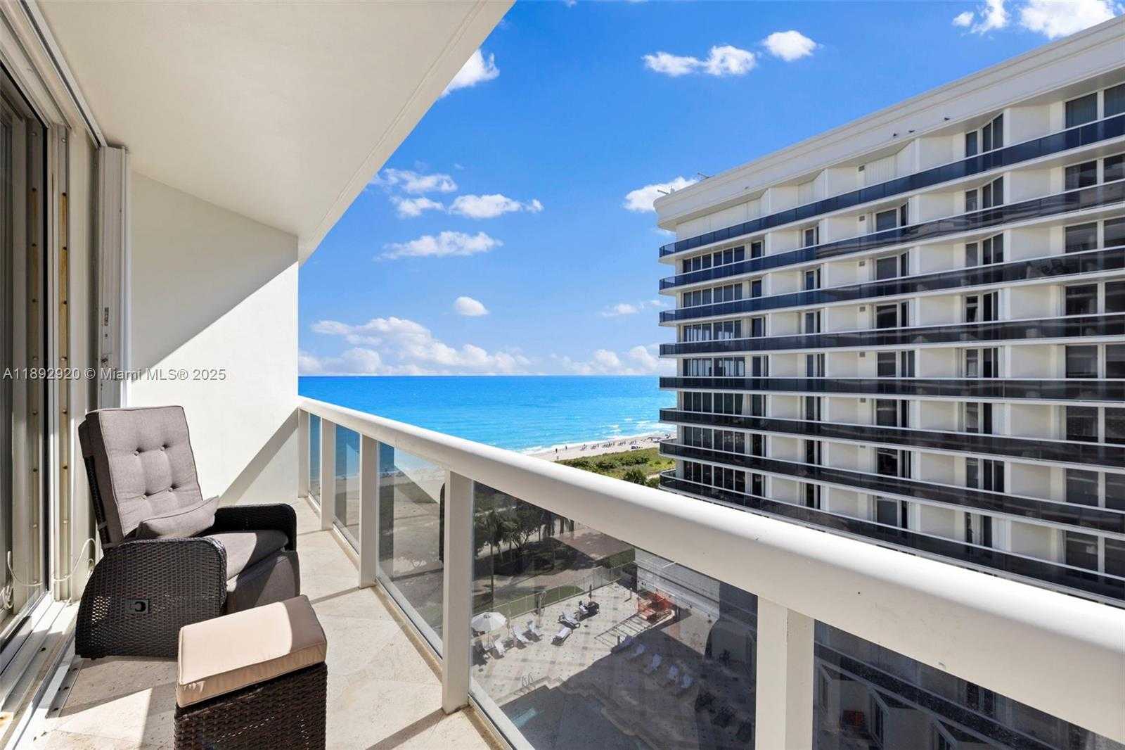 Small Image of Surfside Number 42