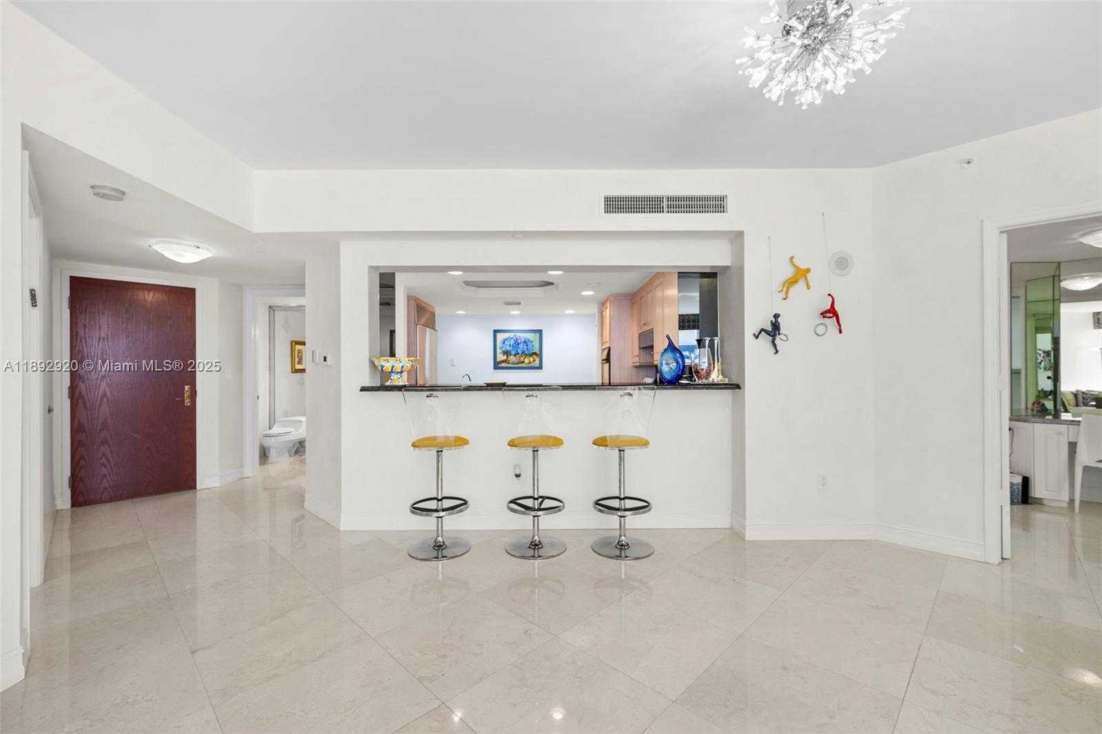 Small Image of Surfside Number 8