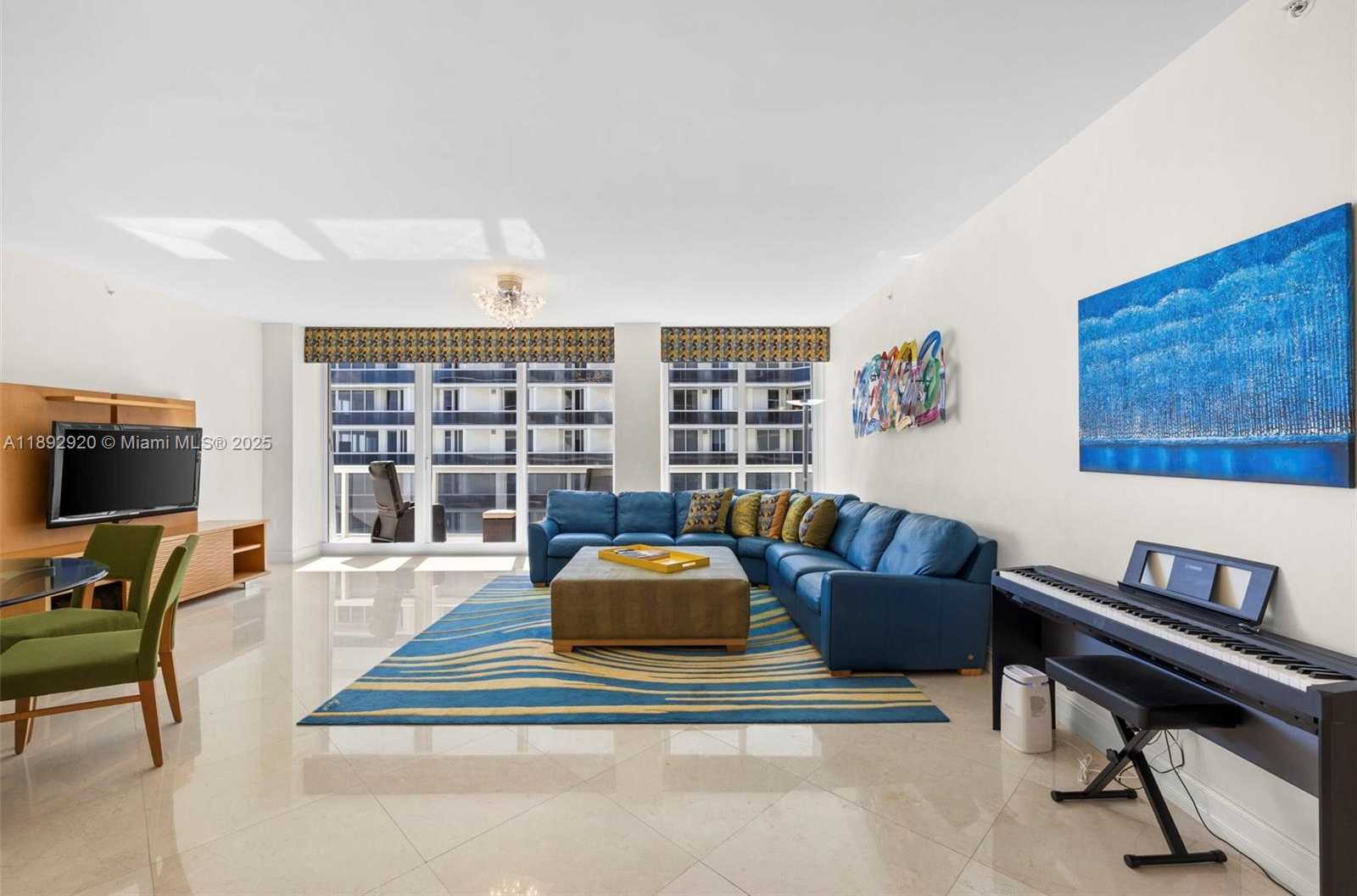 Small Image of Surfside Number 9