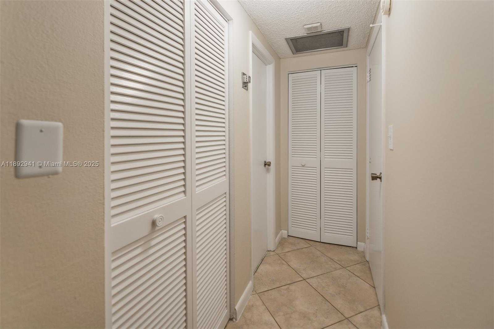 Small Image of 1980 SOUTH OCEAN DR #4L, Hallandale Beach Number 14