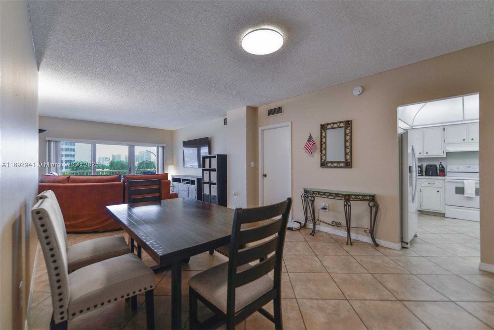 Small Image of 1980 SOUTH OCEAN DR #4L, Hallandale Beach Number 4