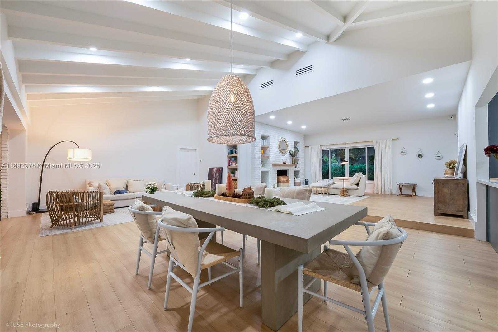 Small Image of 5101 MAGGIORE ST #5101, Coral Gables Number 8
