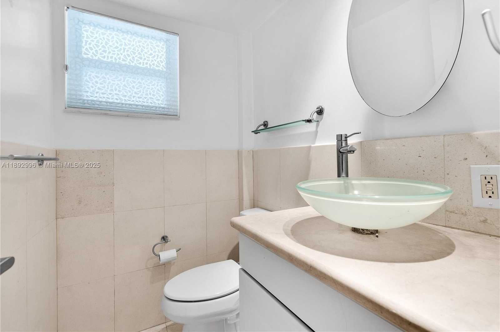 Small Image of 9700 EAST BAY HARBOR DR #305, Bay Harbor Islands Number 11