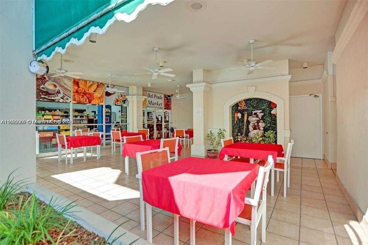 Small Image of 18071 BISCAYNE BLVD #302, Aventura Number 23