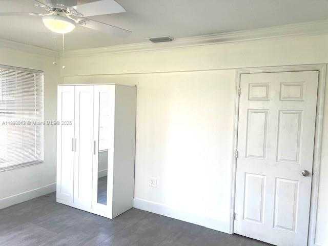 Small Image of 8831 NORTH WEST 10TH ST, Pembroke Pines Number 22