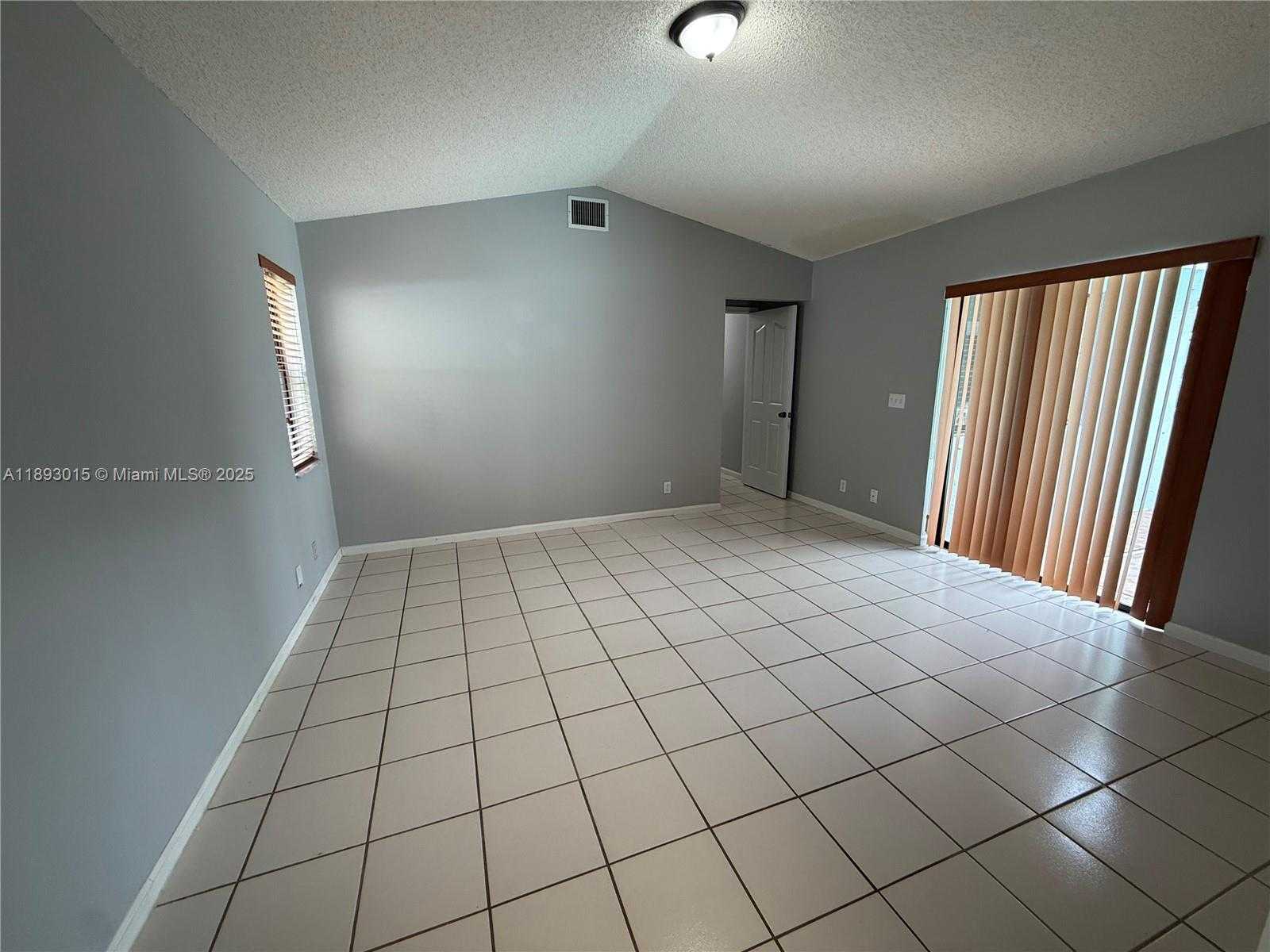 Small Image of 2456 NORTH WEST 97TH LN, Coral Springs Number 10
