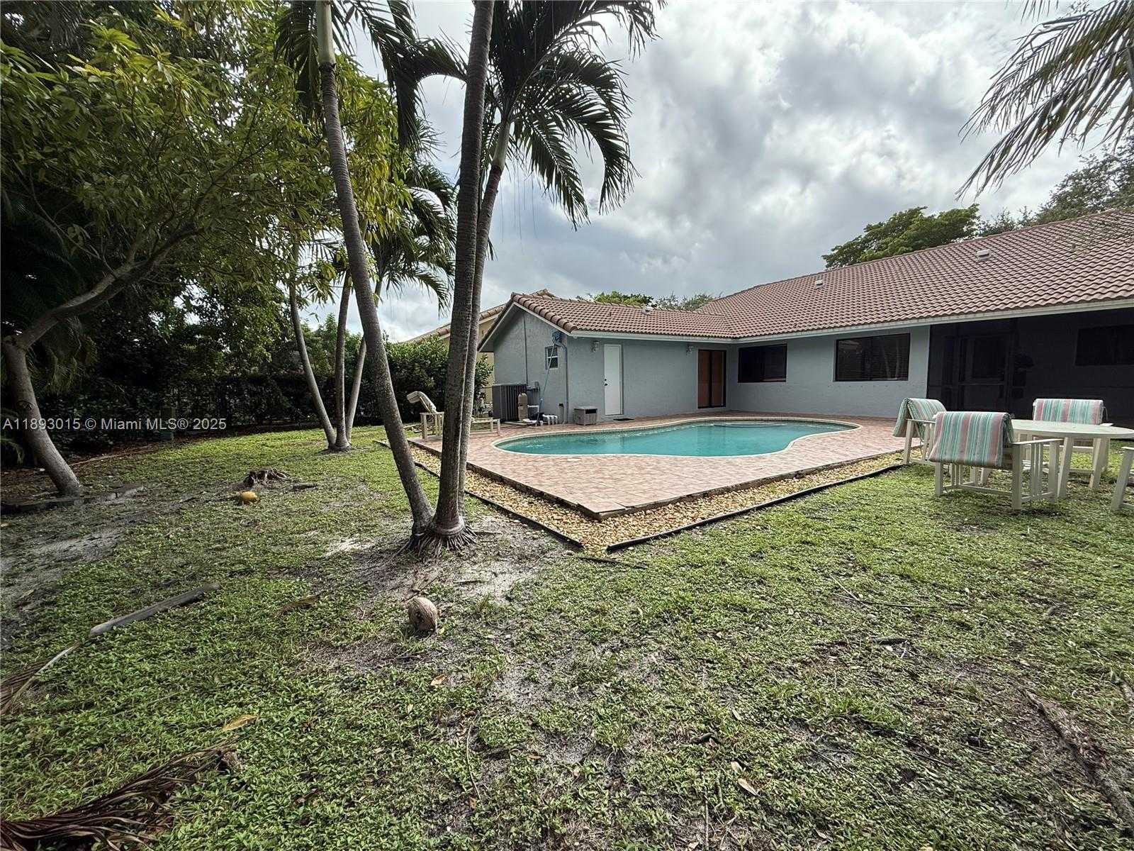 Small Image of 2456 NORTH WEST 97TH LN, Coral Springs Number 16