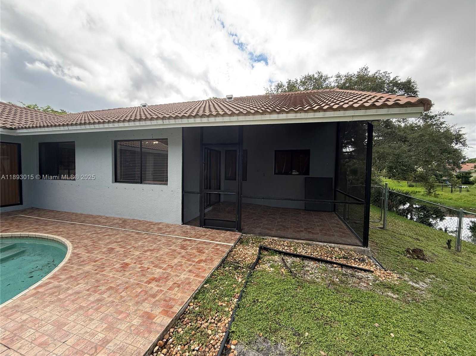 Small Image of 2456 NORTH WEST 97TH LN, Coral Springs Number 18