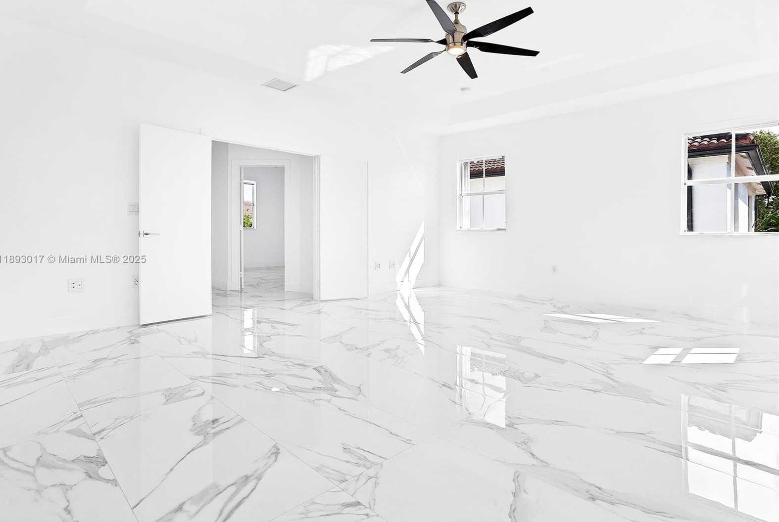 Small Image of 14532 SOUTH WEST 13TH TER, Miami Number 16