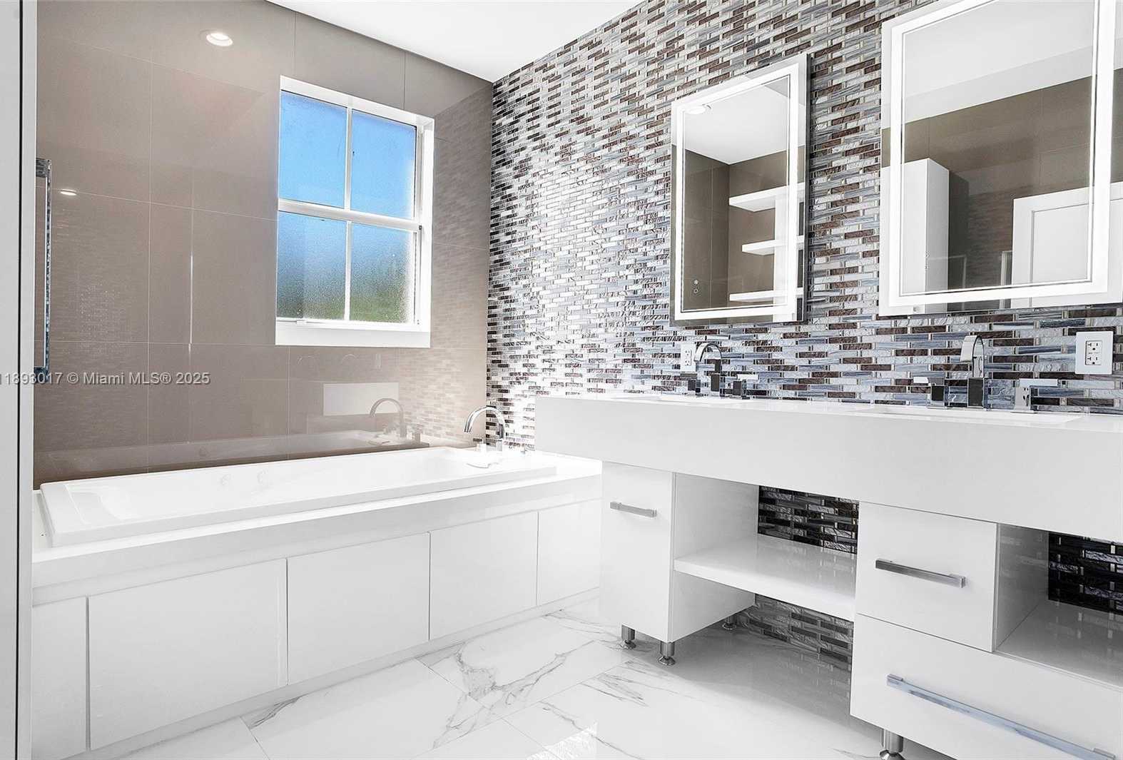 Small Image of 14532 SOUTH WEST 13TH TER, Miami Number 21