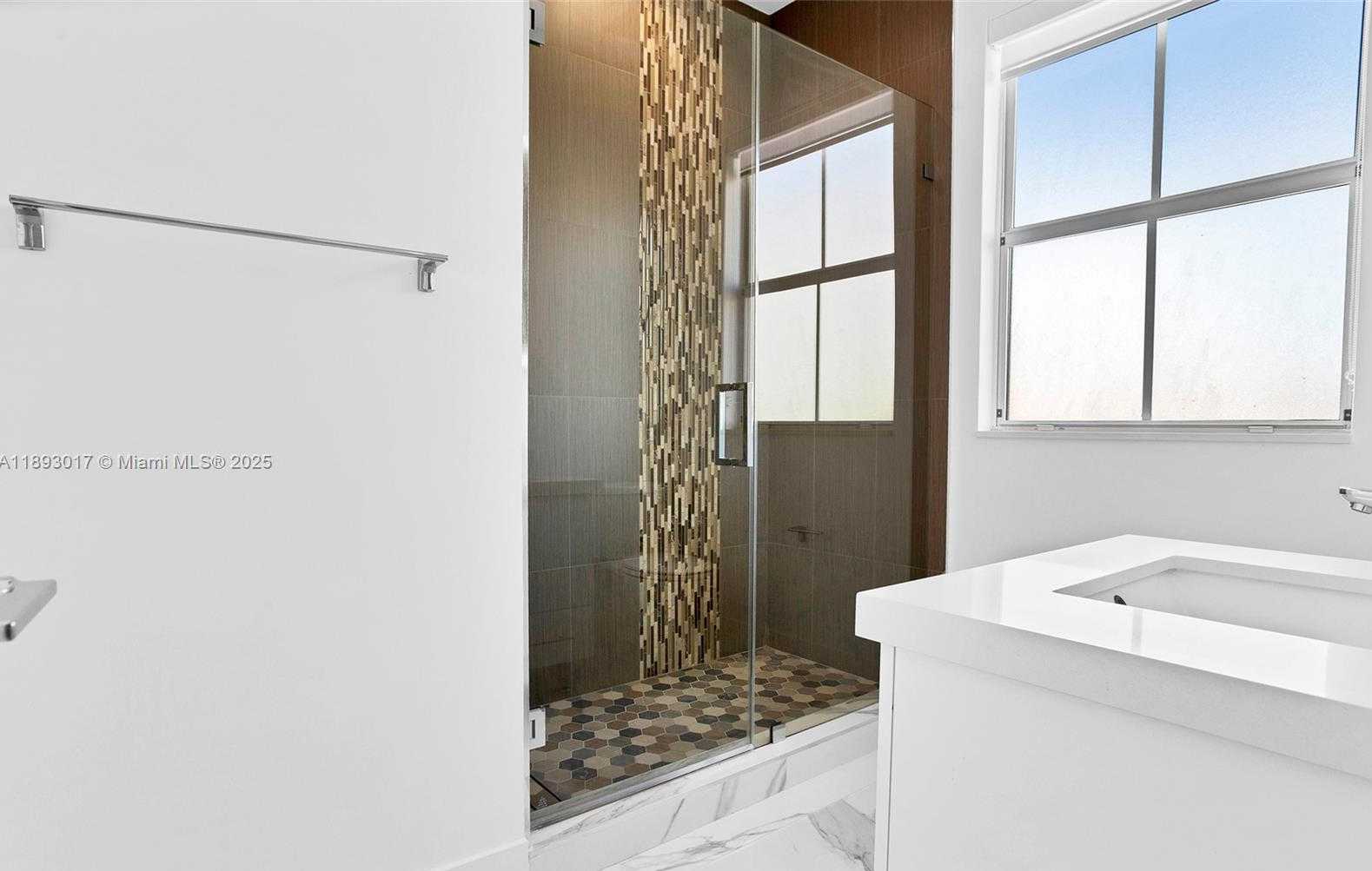 Small Image of 14532 SOUTH WEST 13TH TER, Miami Number 25
