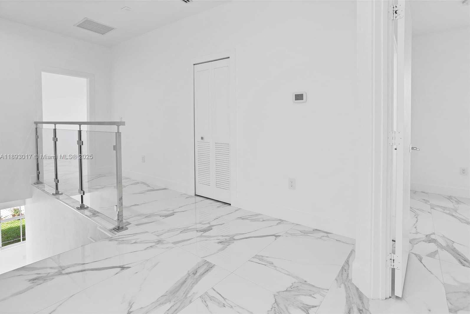 Small Image of 14532 SOUTH WEST 13TH TER, Miami Number 26
