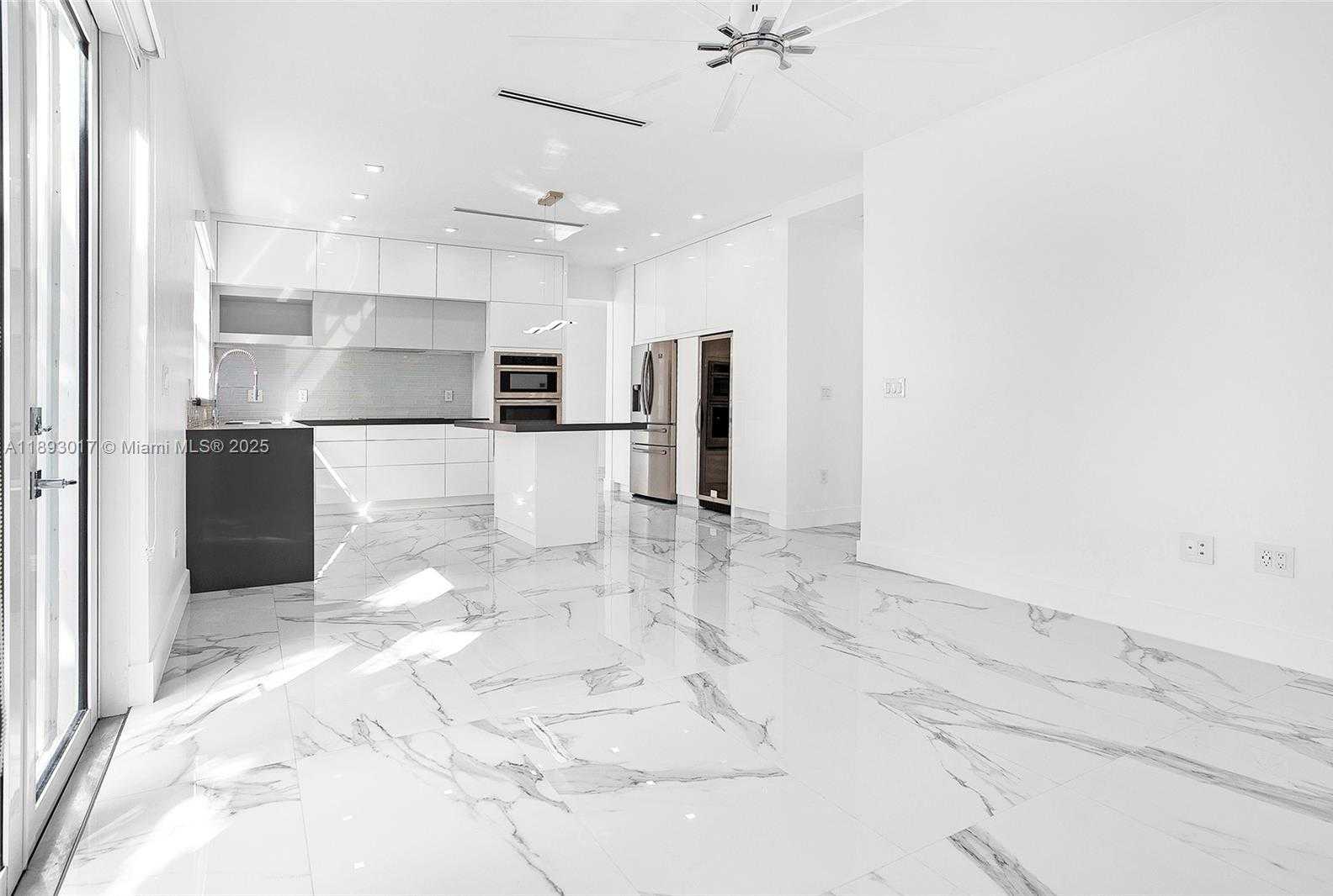 Small Image of 14532 SOUTH WEST 13TH TER, Miami Number 8