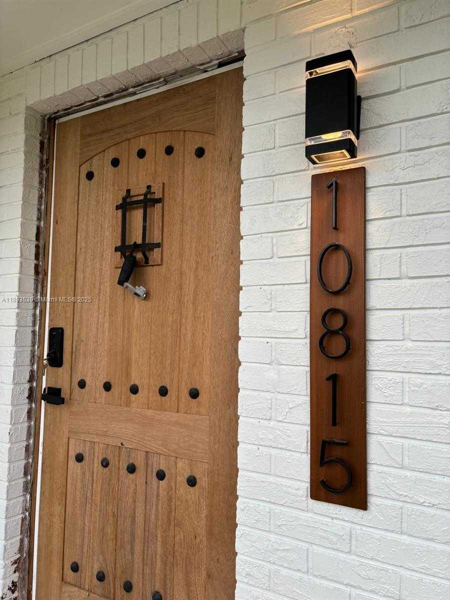 Small Image of 10815 SOUTH WEST 157TH TER, Miami Number 2