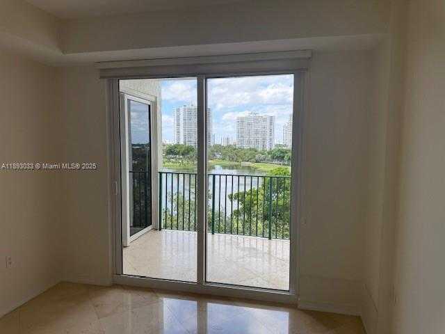 Small Image of 20000 EAST COUNTRY CLUB DR #614, Aventura Number 6