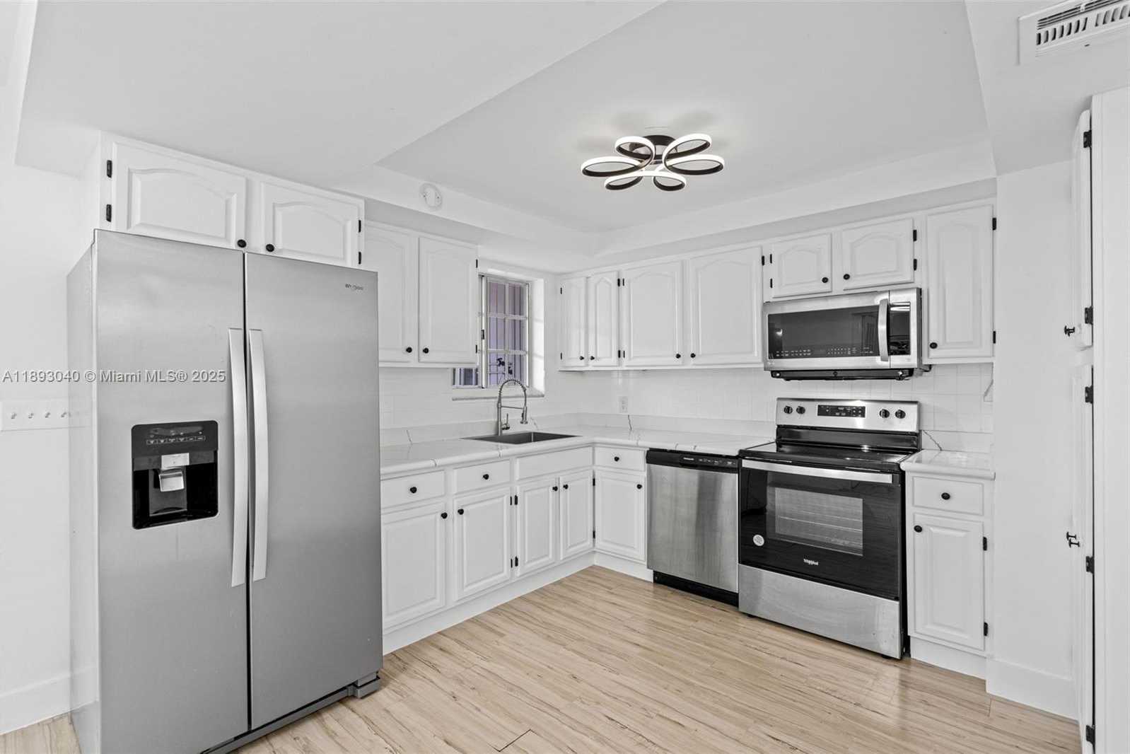 Small Image of 1145 SOUTH WEST 74TH CT, Miami Number 13