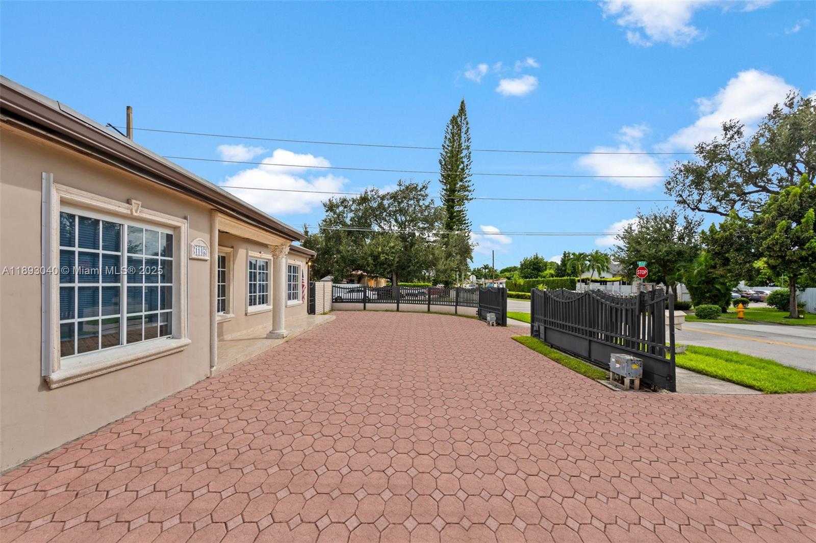 Small Image of 1145 SOUTH WEST 74TH CT, Miami Number 4