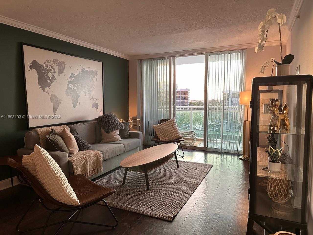 Small Image of 3000 SOUTH OCEAN DR #612, Hollywood Number 5