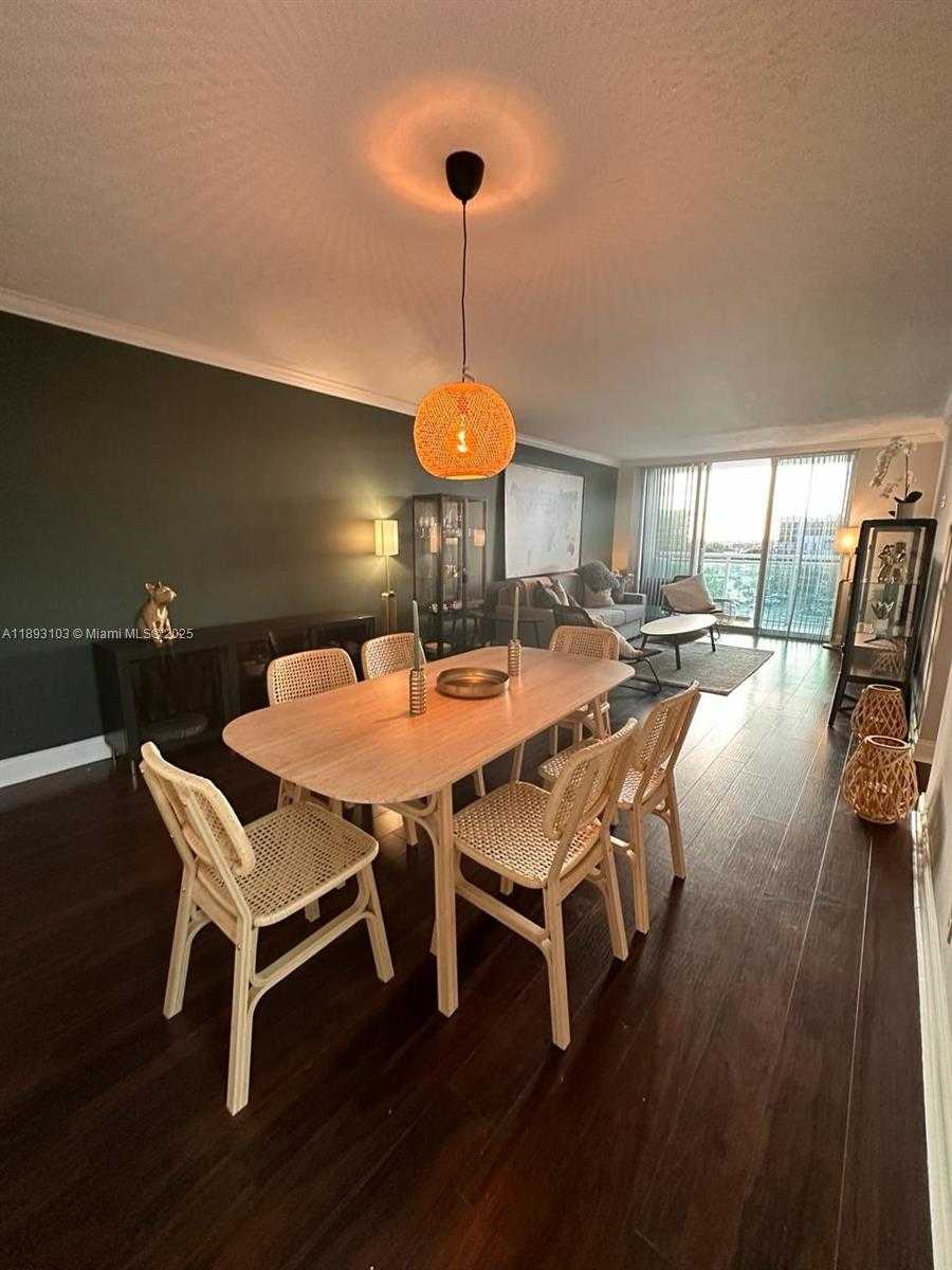 Small Image of 3000 SOUTH OCEAN DR #612, Hollywood Number 6