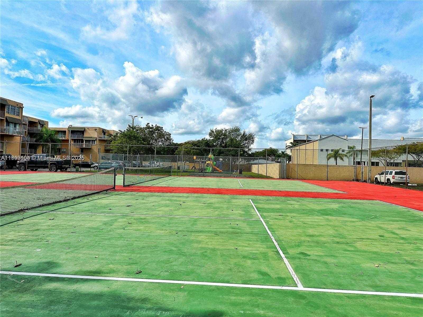Small Image of 10700 SOUTH WEST 108TH AVE #C302, Miami Number 12