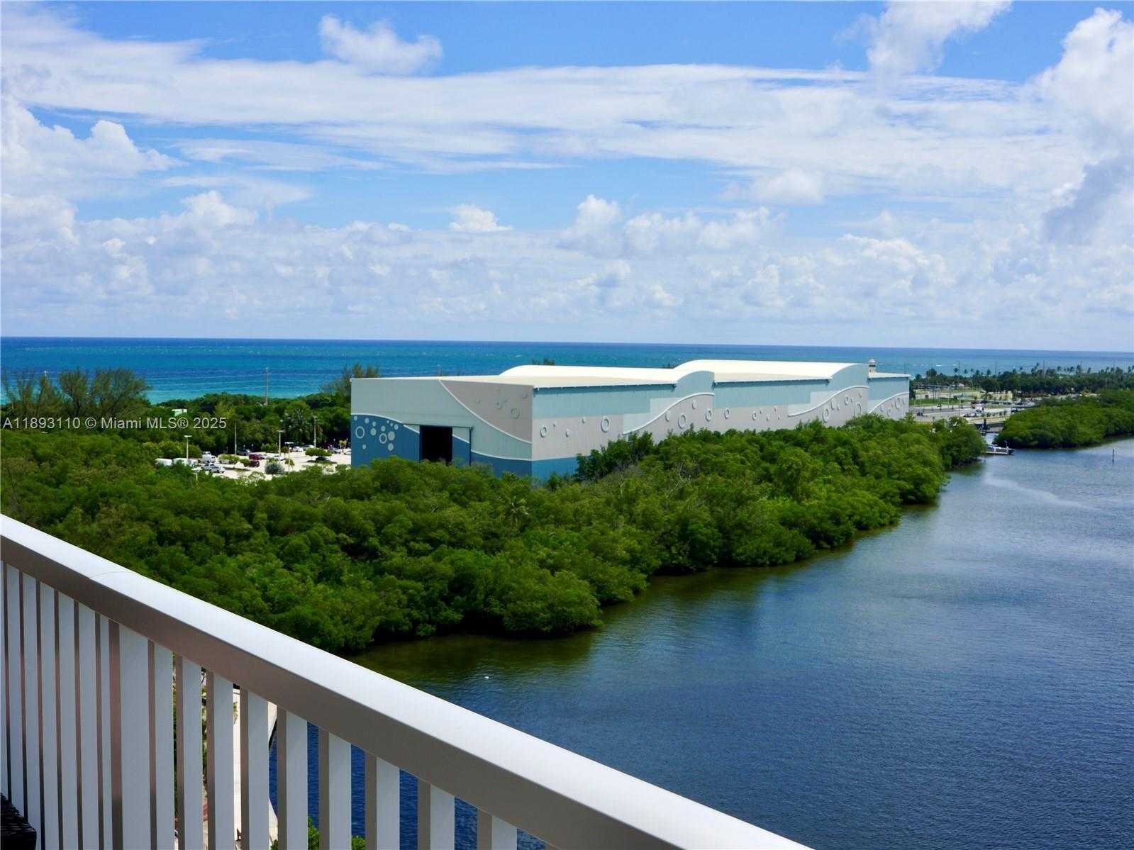 Small Image of 300 BAYVIEW DR #1206, Sunny Isles Beach Number 27