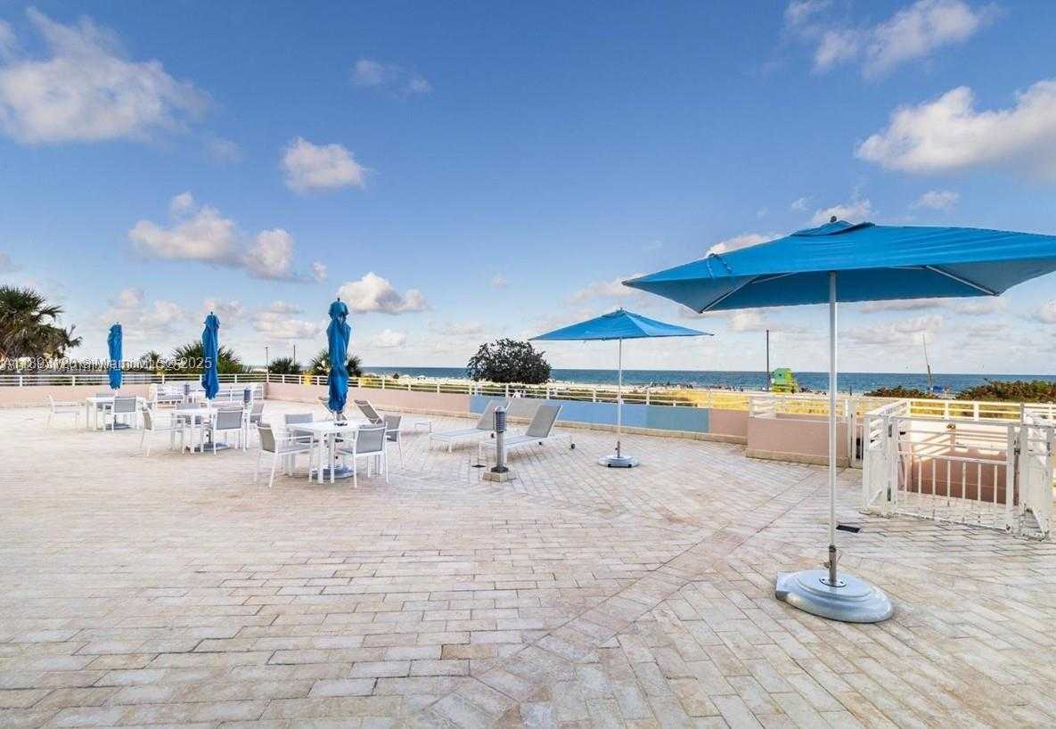 Small Image of 345 OCEAN DR #325, Miami Beach Number 17