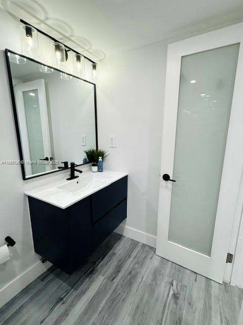 Small Image of 345 OCEAN DR #325, Miami Beach Number 8
