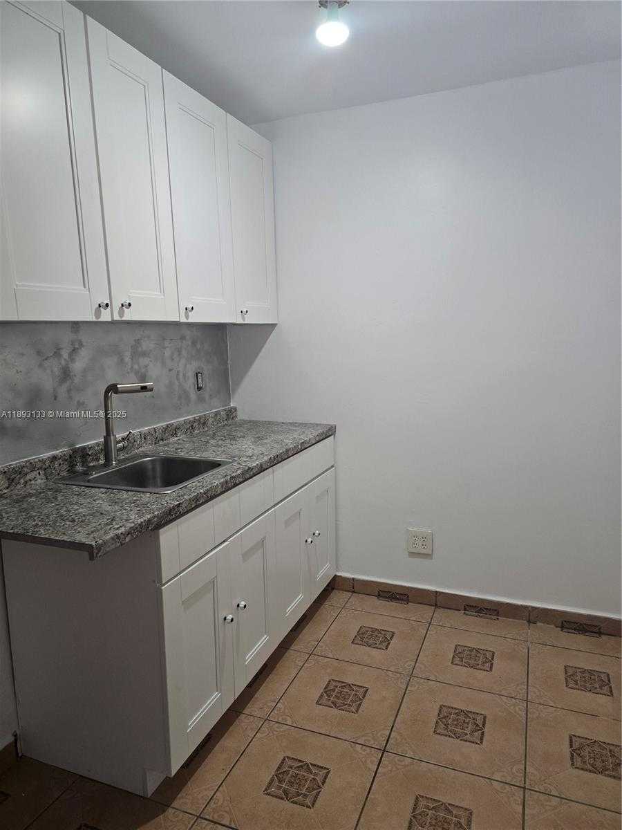 Small Image of 4716 SOUTH WEST 1ST ST #A, Miami Number 3
