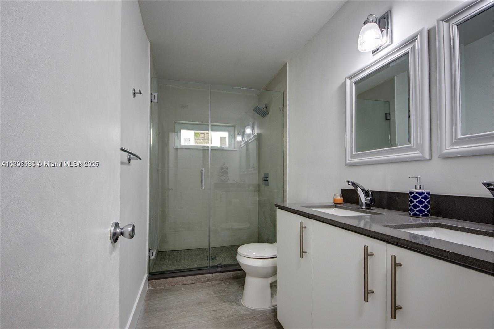 Small Image of 2363 SOUTH WEST 21ST TER, Miami Number 11