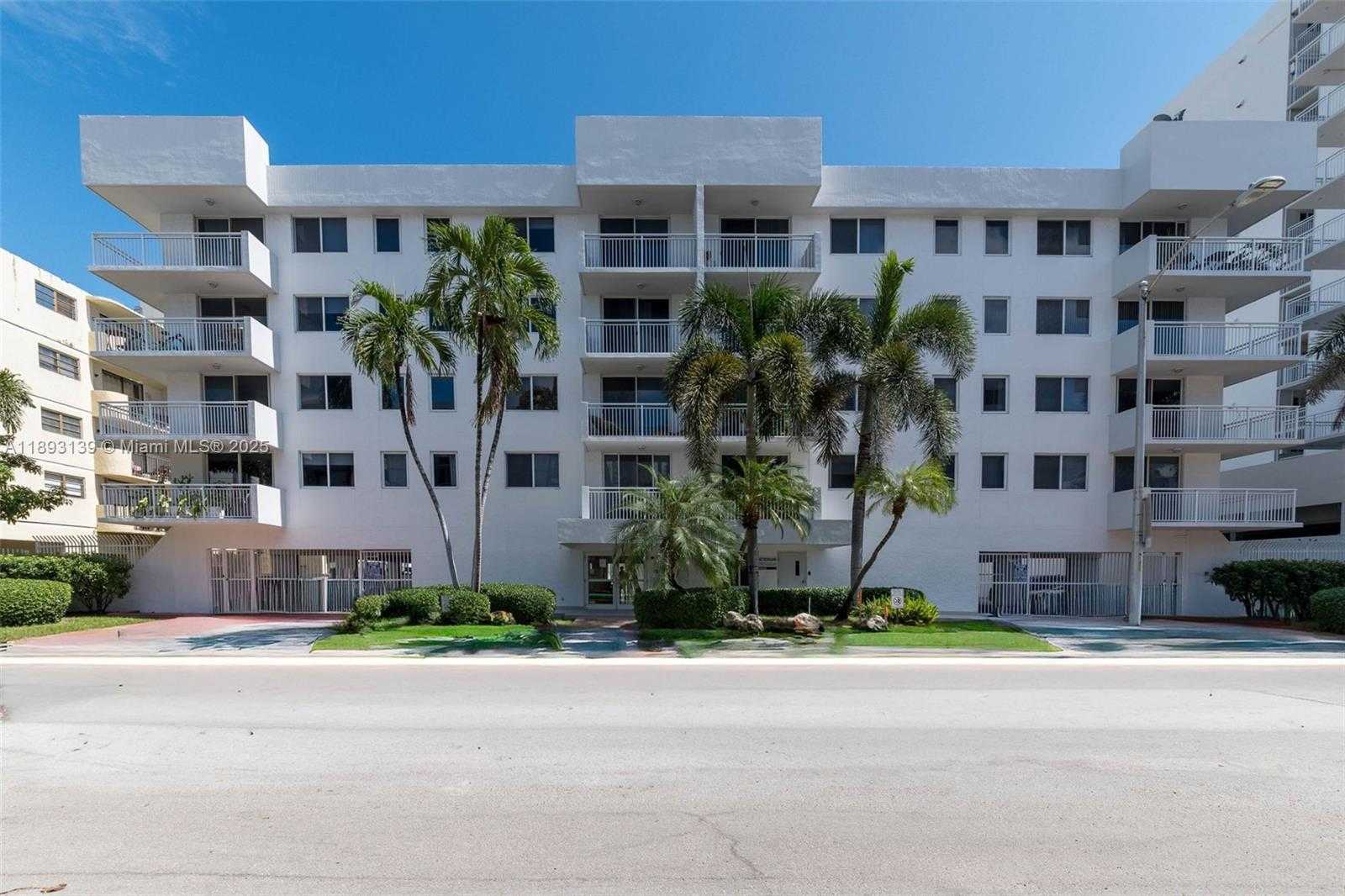 Small Image of 1665 BAY RD #522, Miami Beach Number 24
