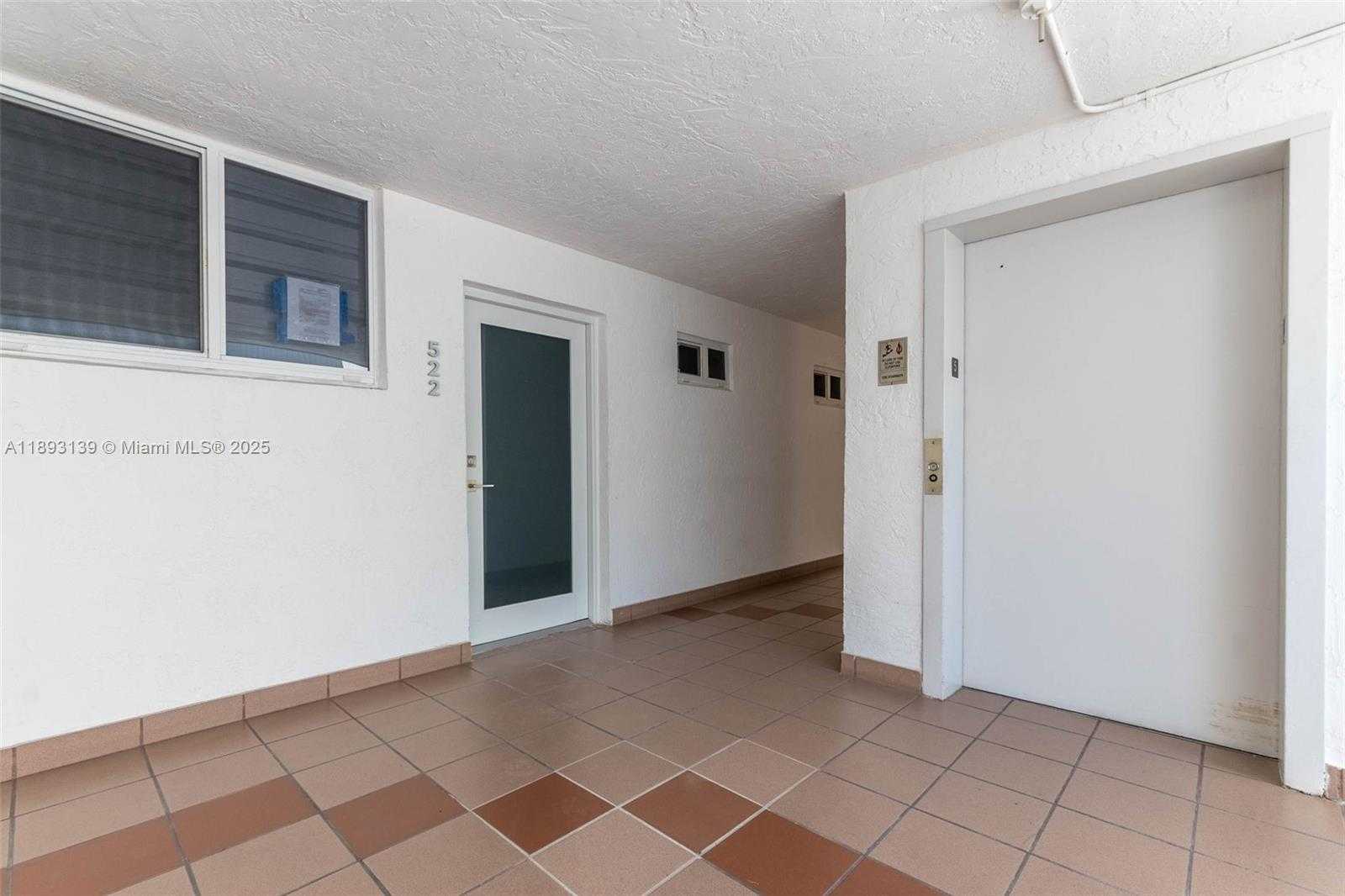 Small Image of 1665 BAY RD #522, Miami Beach Number 29
