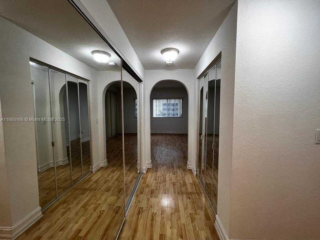 Small Image of 10700 NORTH WEST 66TH ST #411, Doral Number 13