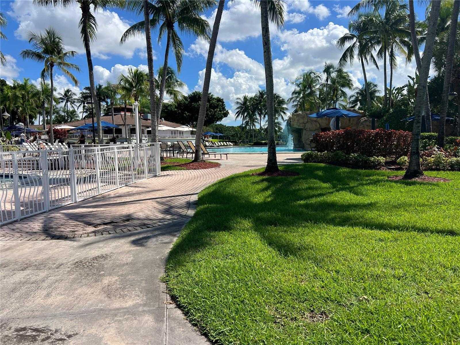 Small Image of 10700 NORTH WEST 66TH ST #411, Doral Number 27