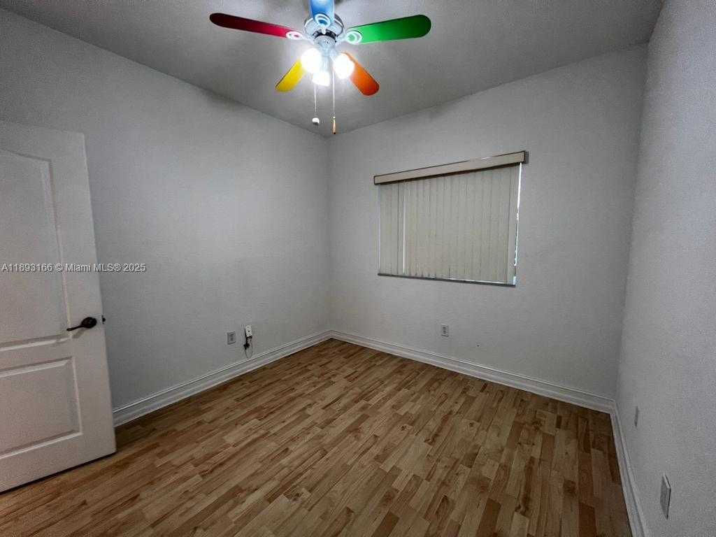 Small Image of 10700 NORTH WEST 66TH ST #411, Doral Number 9