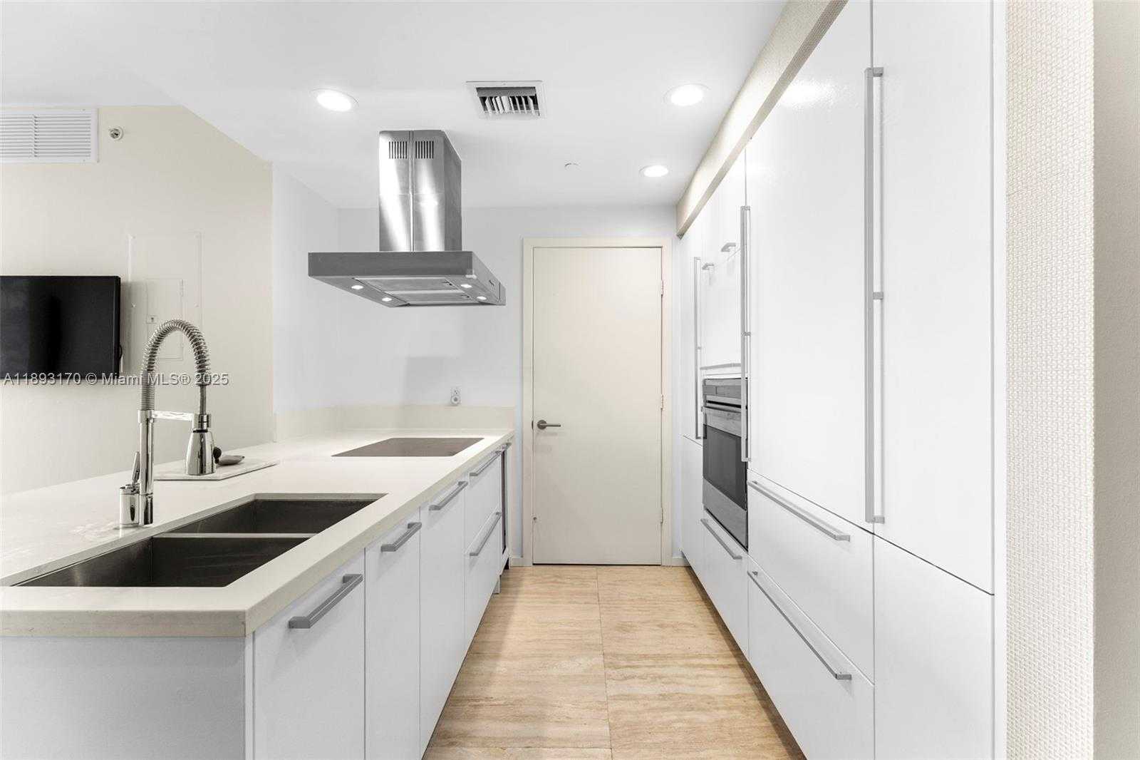 Small Image of 1445 16TH ST #1104, Miami Beach Number 3