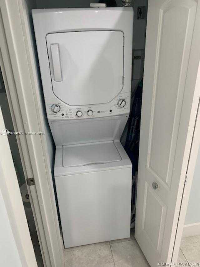 Small Image of 7921 ABBOTT AVE #5, Miami Beach Number 17