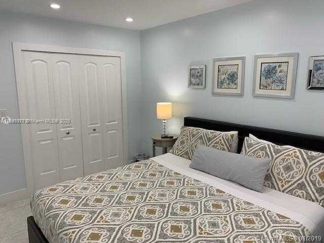 Small Image of 7921 ABBOTT AVE #5, Miami Beach Number 9