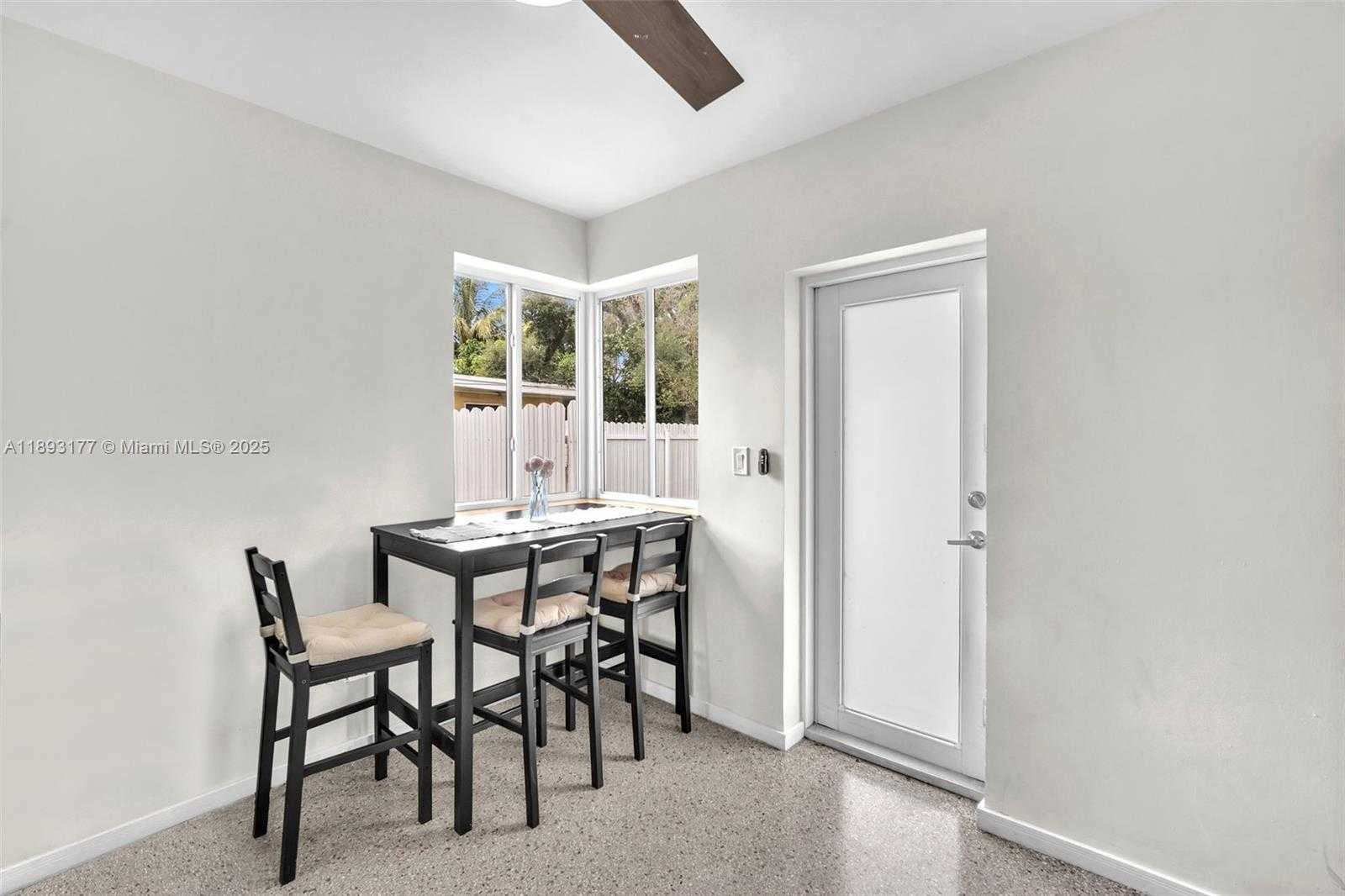 Small Image of 1381 NORTH EAST 152ND ST, North Miami Beach Number 14