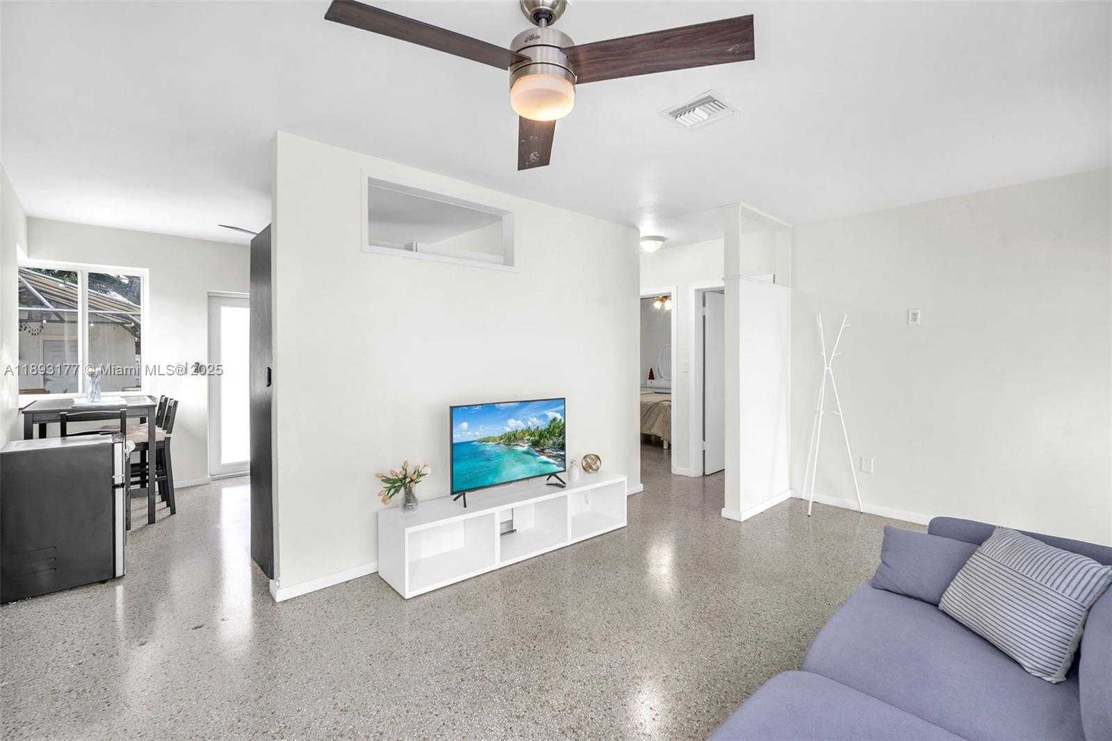 Small Image of 1381 NORTH EAST 152ND ST, North Miami Beach Number 22