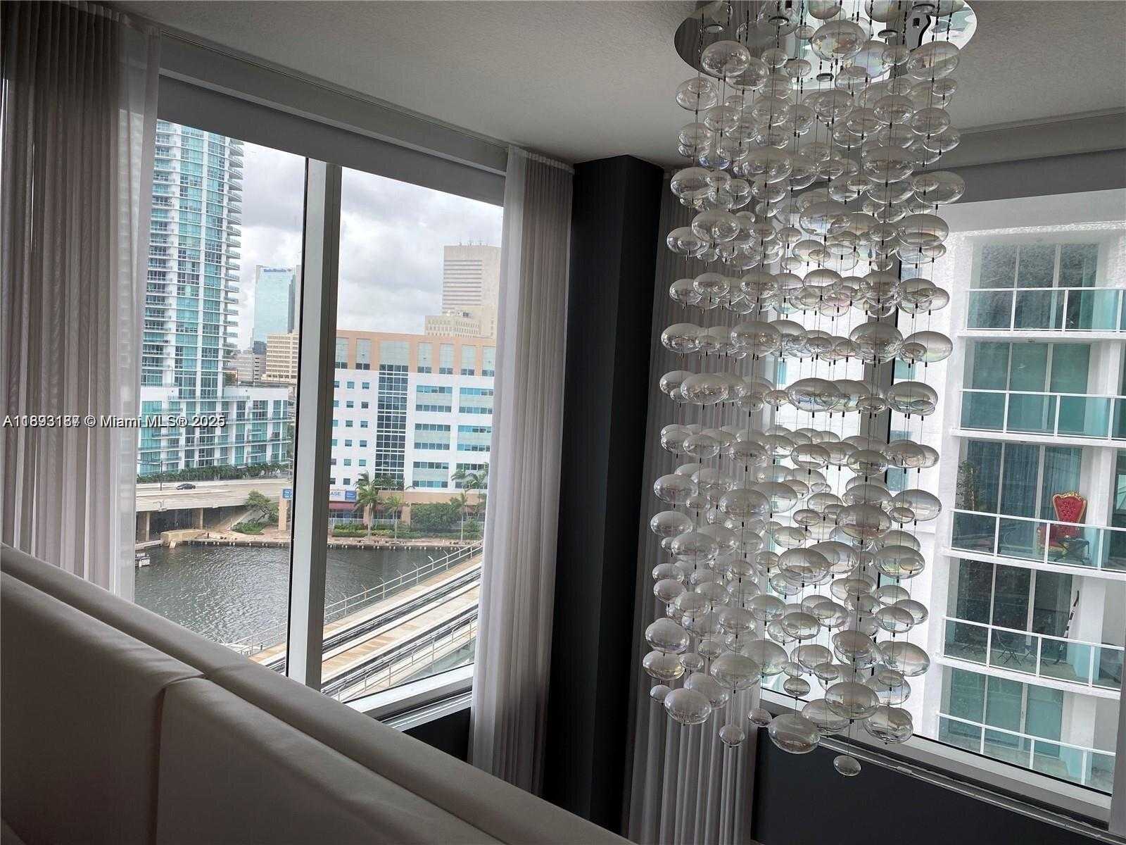 Small Image of 41 SOUTH EAST 5TH ST #717, Miami Number 5