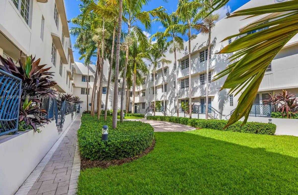 Small Image of 435 21ST ST #311, Miami Beach Number 9