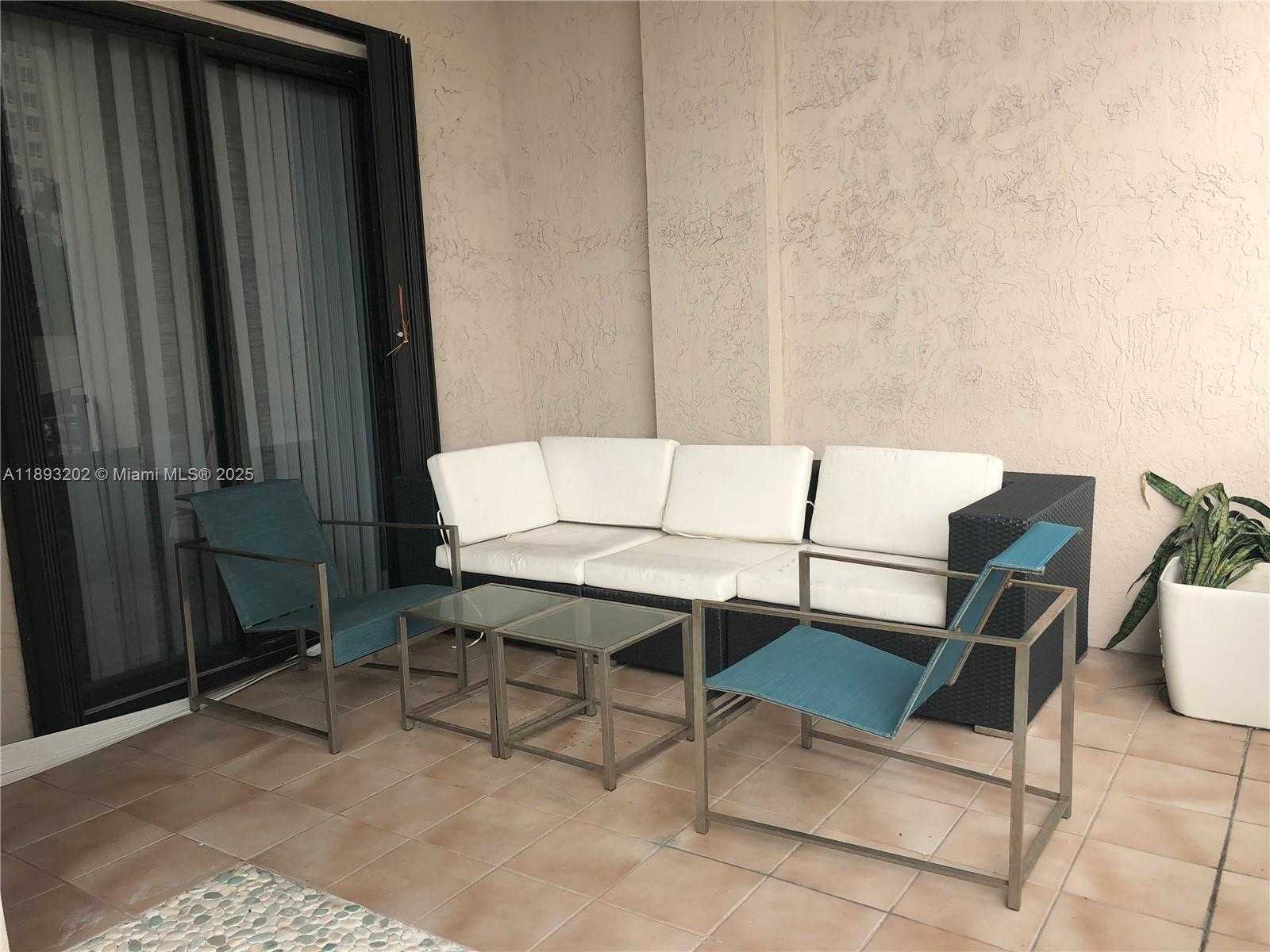 Small Image of 540 BRICKELL KEY DR #522, Miami Number 15