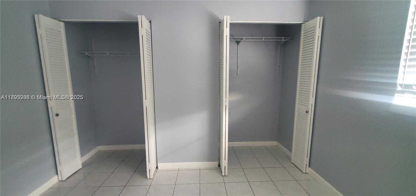 Small Image of 250 LAYNE BLVD #106, Hallandale Beach Number 7