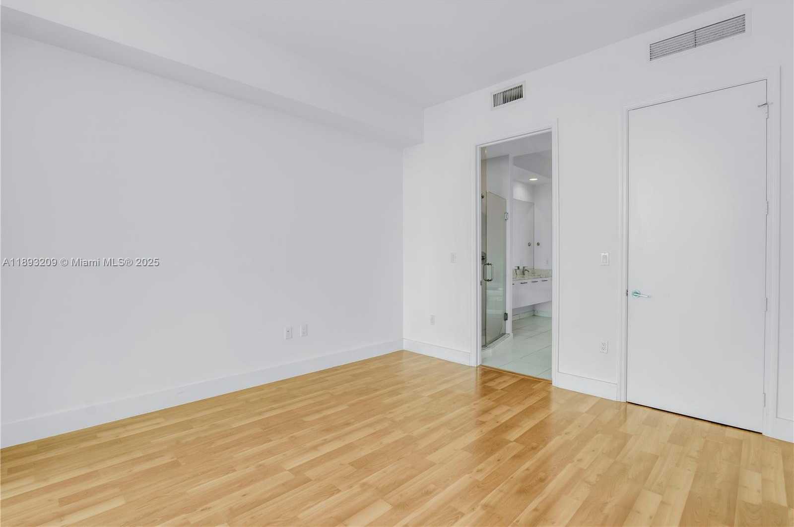 Small Image of 55 SOUTH EAST 6TH ST #4100, Miami Number 17