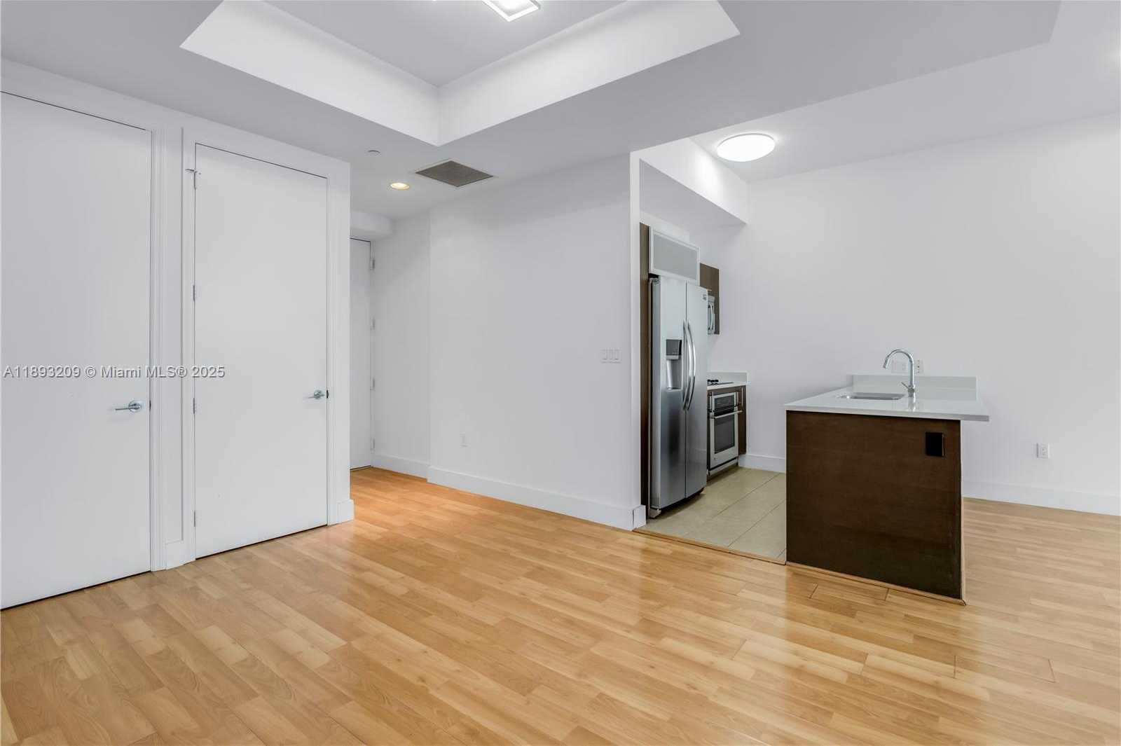 Small Image of 55 SOUTH EAST 6TH ST #4100, Miami Number 6